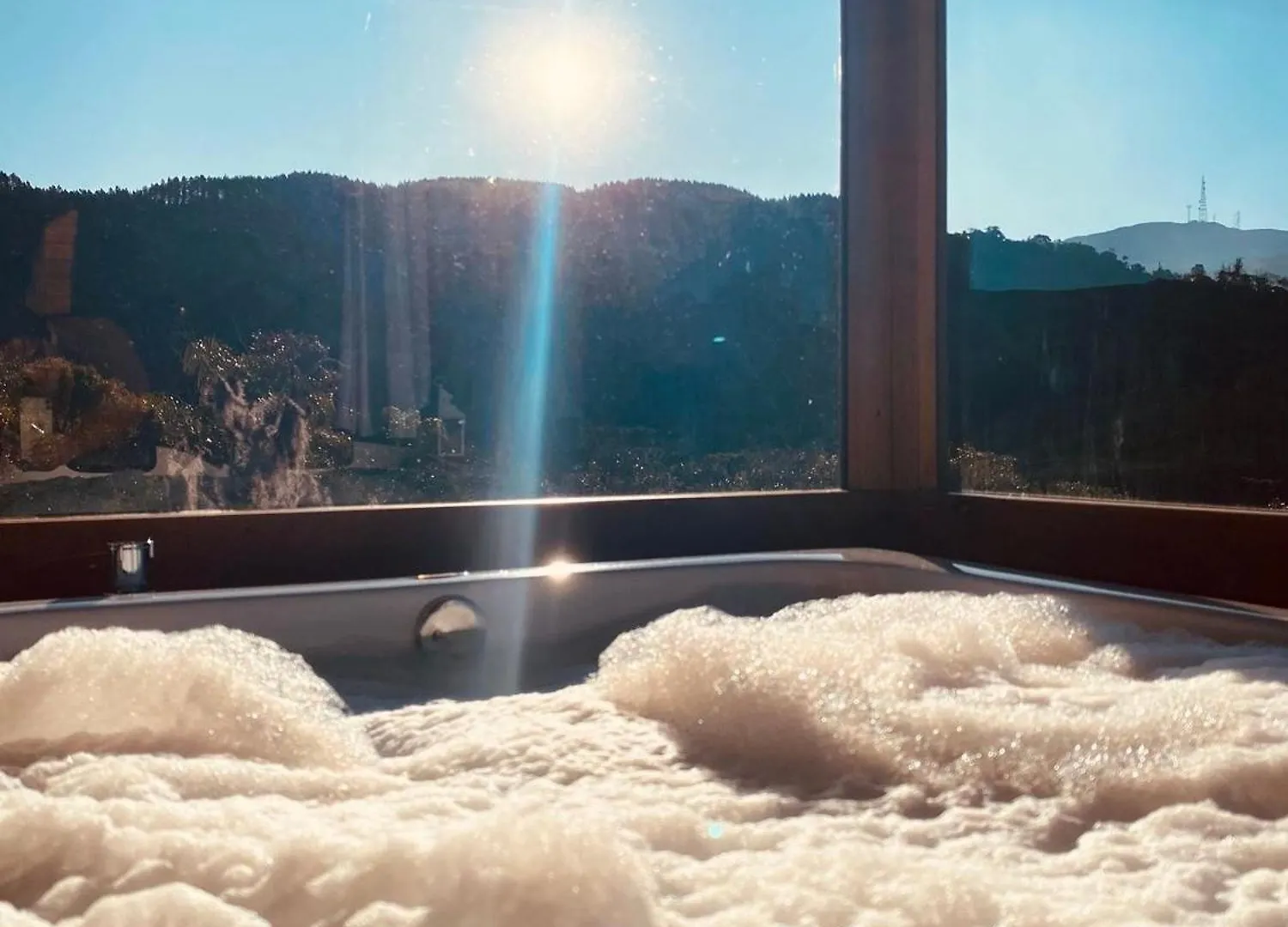 Chale Romantico Com Jacuzzi E Cafe Da Manha Em ランショ・ケイマード